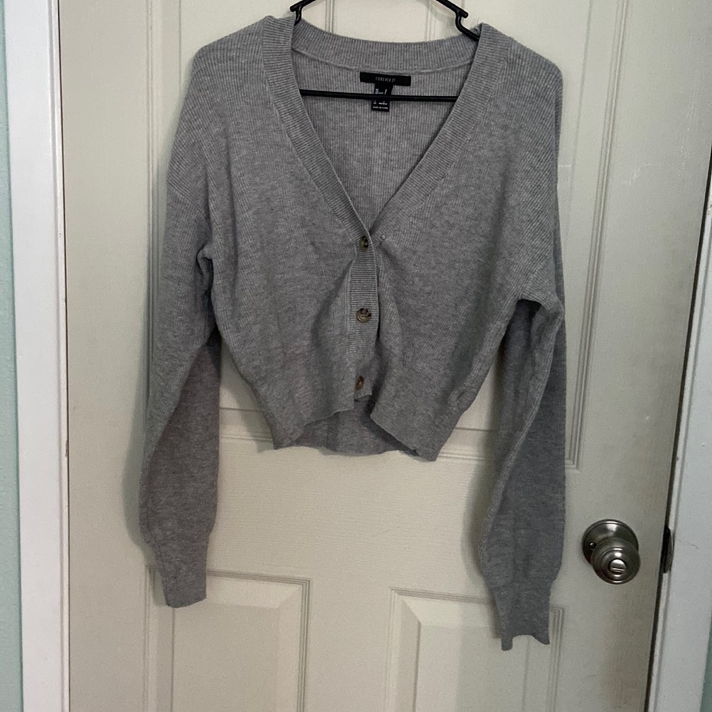 cropped grey cardigan